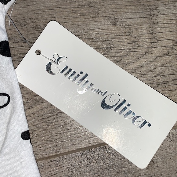 Emily and Oliver Onesie Black and White Clouds 3-6 months - Picture 3 of 6